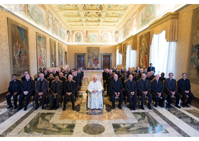 ĐTC và các linh mục 09-04-2015