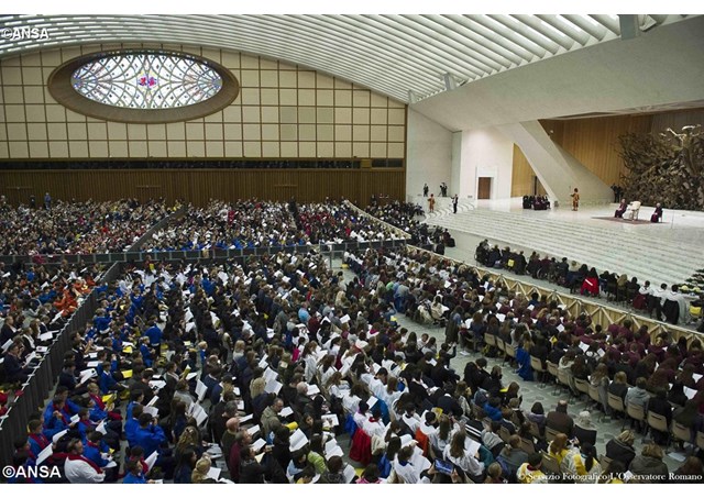 Đức Thánh Cha gặp gỡ 6 ngàn thành viên các ca đoàn trẻ