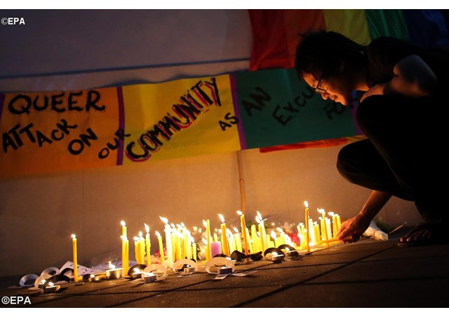 Tưởng nhớ nạn nhân vụ thảm sát Orlando