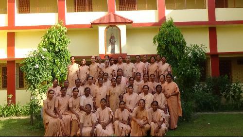 Dòng nữ tu Siervas de Maria tại Ấn Độ - Santowna Singh